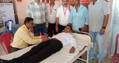 रेड क्रॉस सोसाइटी के तत्वावधान में जिला प्रशासन के द्वारा चलाये अभियान में अबतक 444 यूनिट हुआ रक्तदान
