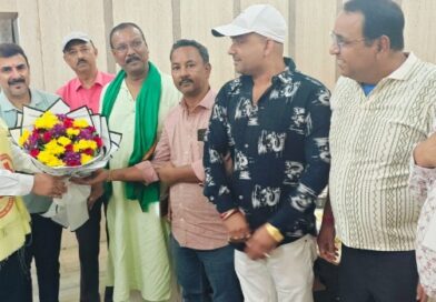 उपायुक्त सह रेडक्रॉस अध्यक्ष शशि प्रकाश सिंह से रेडक्रॉस प्रतिनिधिमंडल की शिष्टाचार मुलाकात